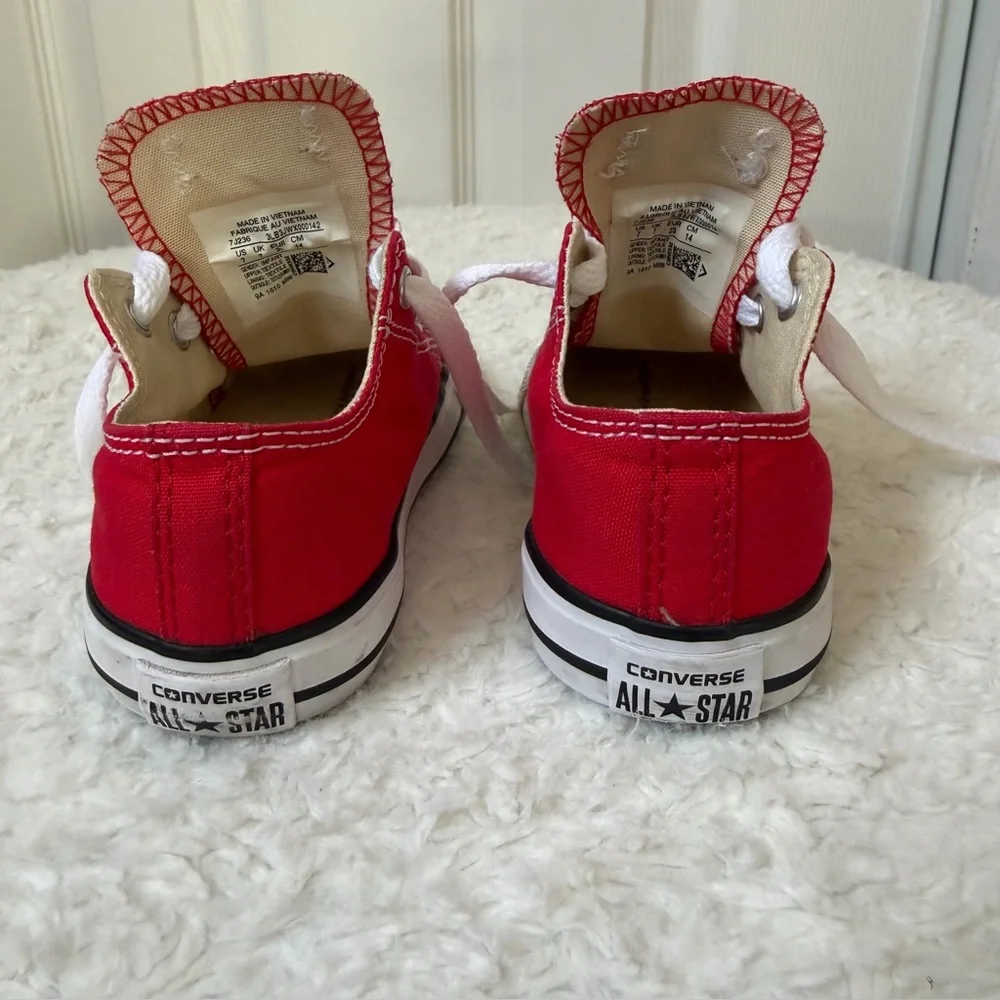 Converse Chuck Taylor All Star Red Classic Low Top Toddler Size 7